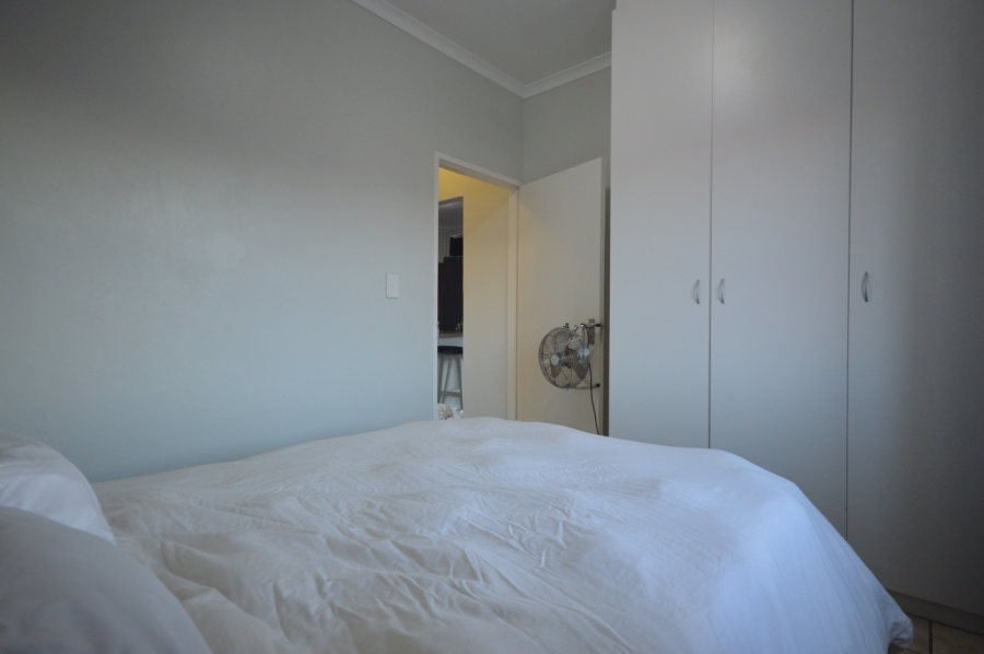 2 Bedroom Property for Sale in Guldenland Western Cape